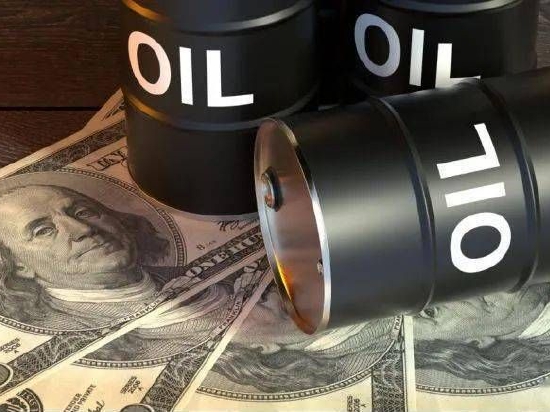 沪原油期货大跌 3.40%，最低下探 604.4 元